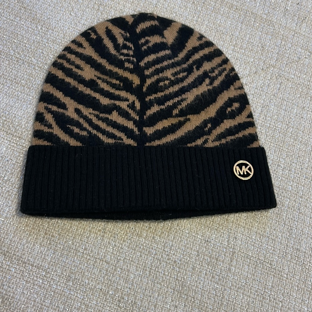Michael Kors, black and brown toboggan